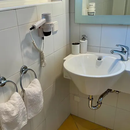 Gaestehaus Gallob Apartamento